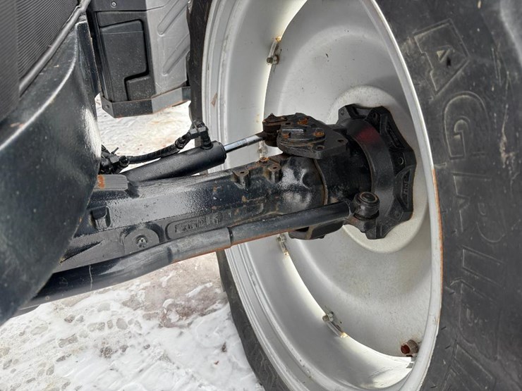 case-ih-farmall-140a-image-36