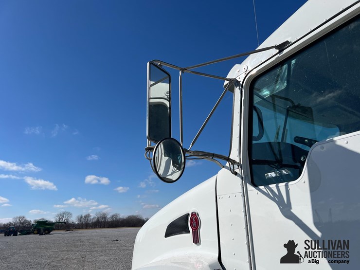 2016-kenworth-t400-image-14