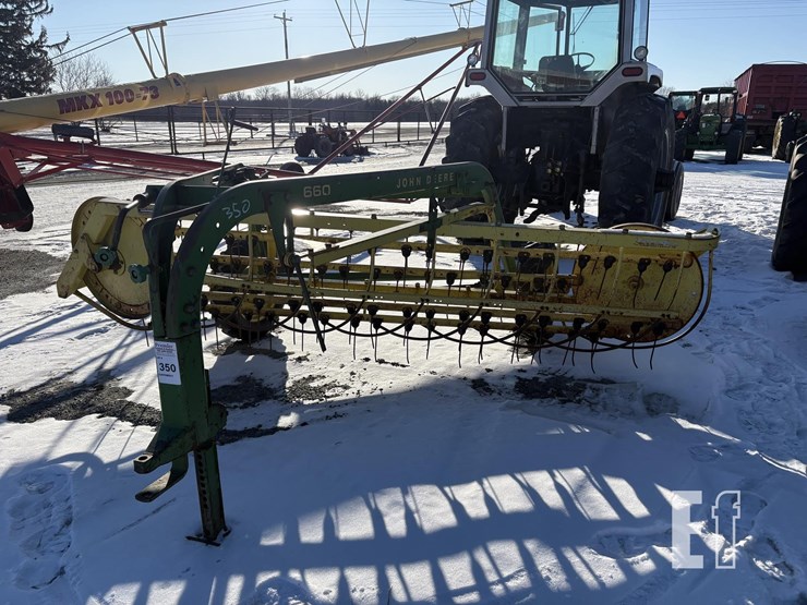 john-deere-660-image-1