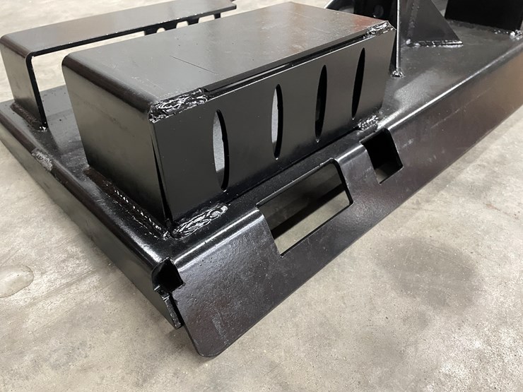 #2484-•-skid-steer-receiver-hitch-plate-with-chain-buckets-image-14