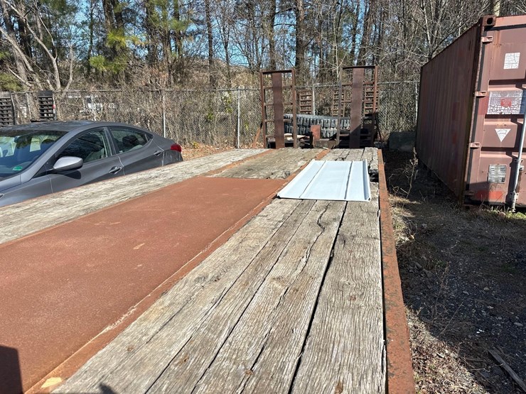 2014-kaufman-8x25ft-tandem-axle-equipment-trailer-image-7