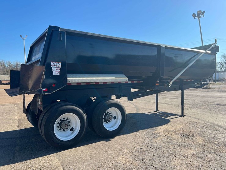 2022-clement-dump-trailer-image-3