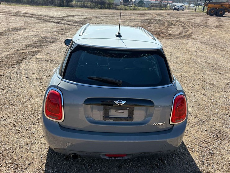 2016-mini-cooper-hardtop-4-door-hatchback-(132,583-miles)-image-6