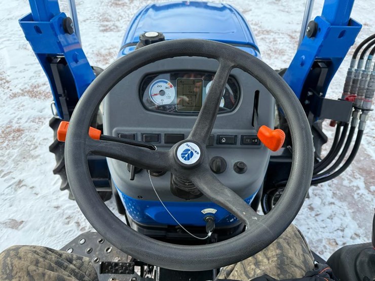 2023-new-holland-workmaster-60-image-52