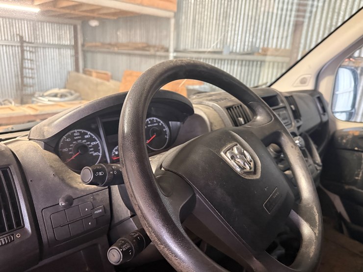 2017-ram-promaster-1500-image-9