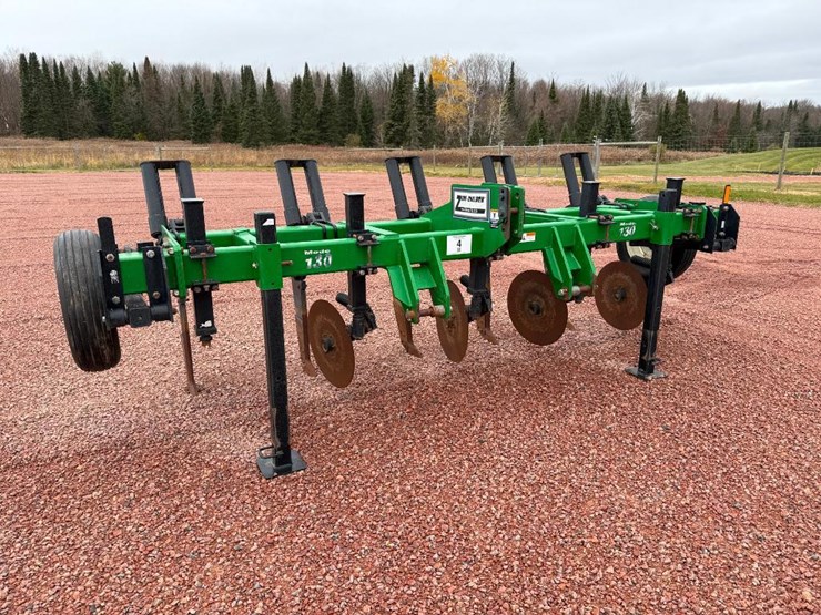 unverferth-zonebuilder-130-image-2