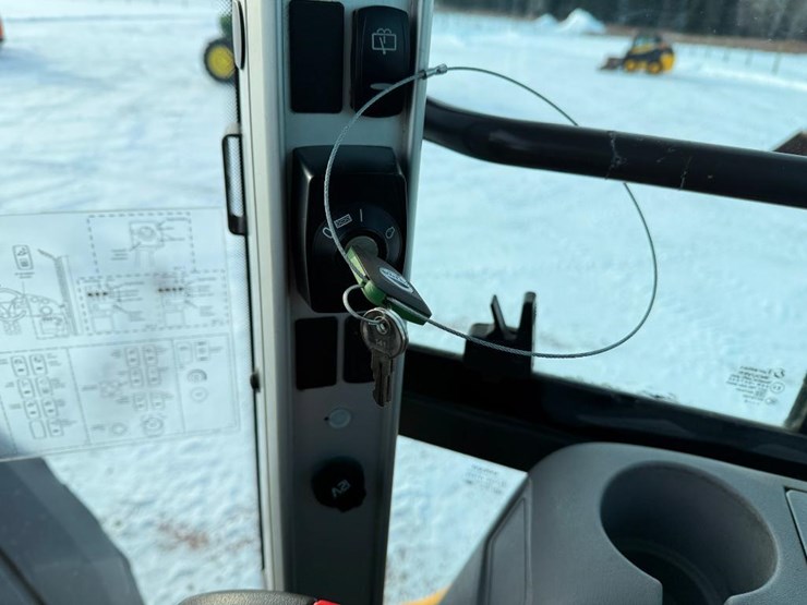 2015-volvo-l90g-image-76