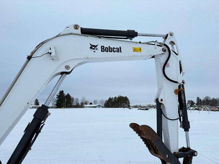 bobcat-e85-image-33