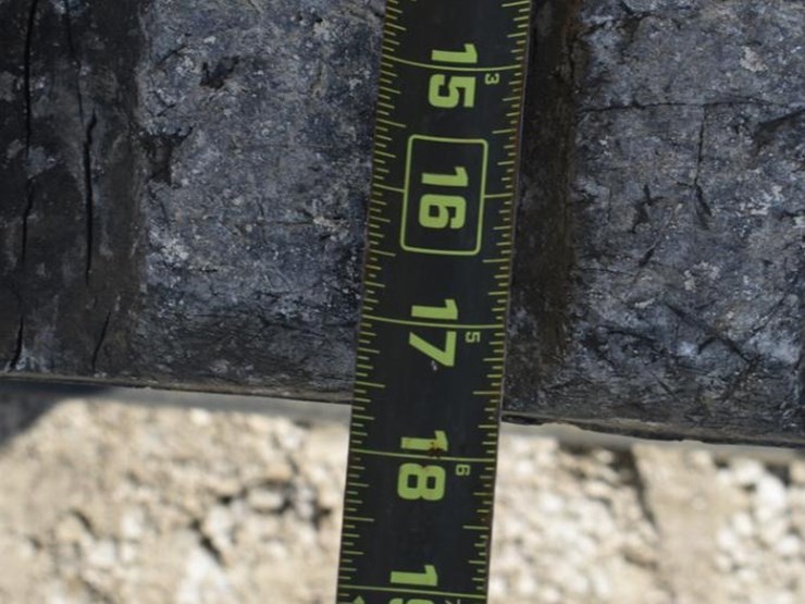 2020-caterpillar-299d3-image-30