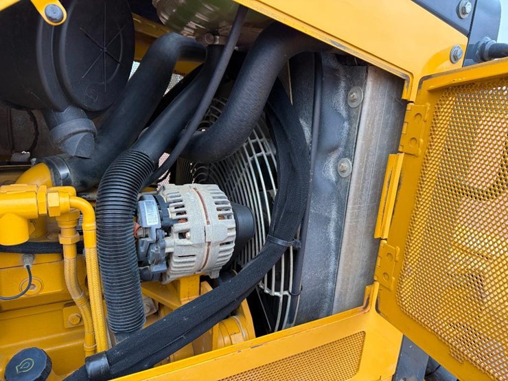 deere-450j-lt-image-31