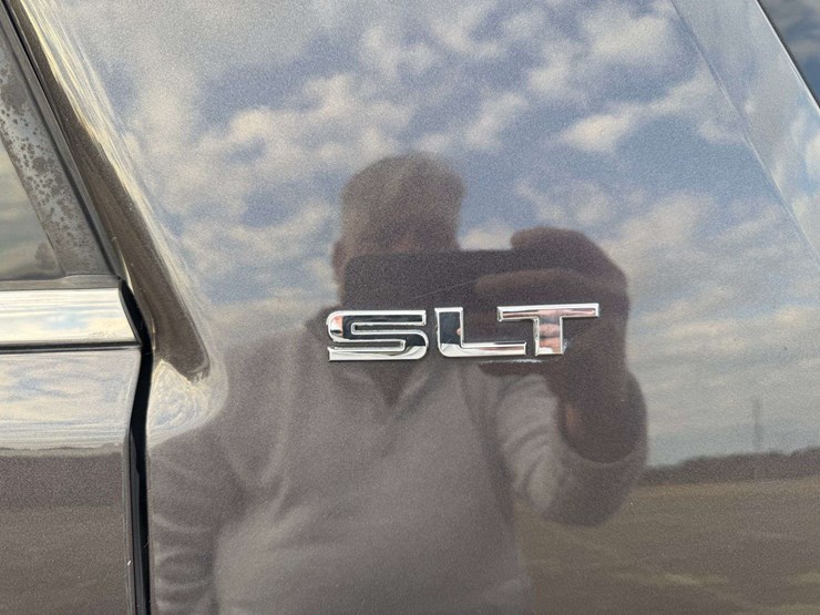 2016-gmc-acadia-slt-image-36