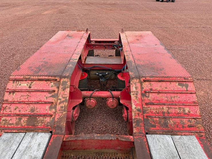 #8-•-lot-8-image-15