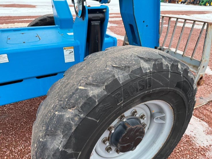 2006-deere-tires-image-9