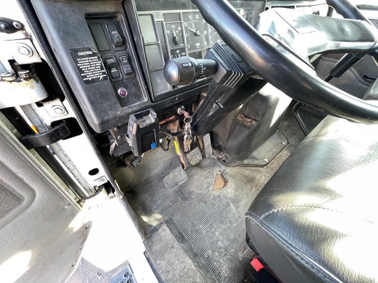 2001-international-2001-image-24