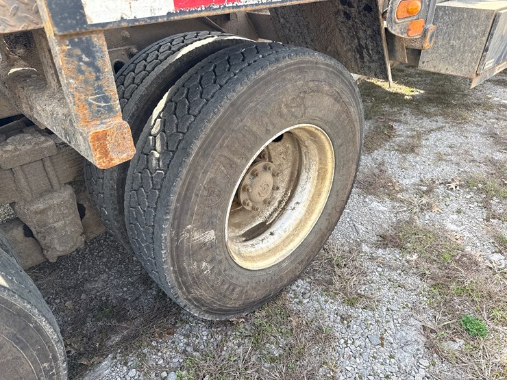 2018-western-star-4700sb-image-22