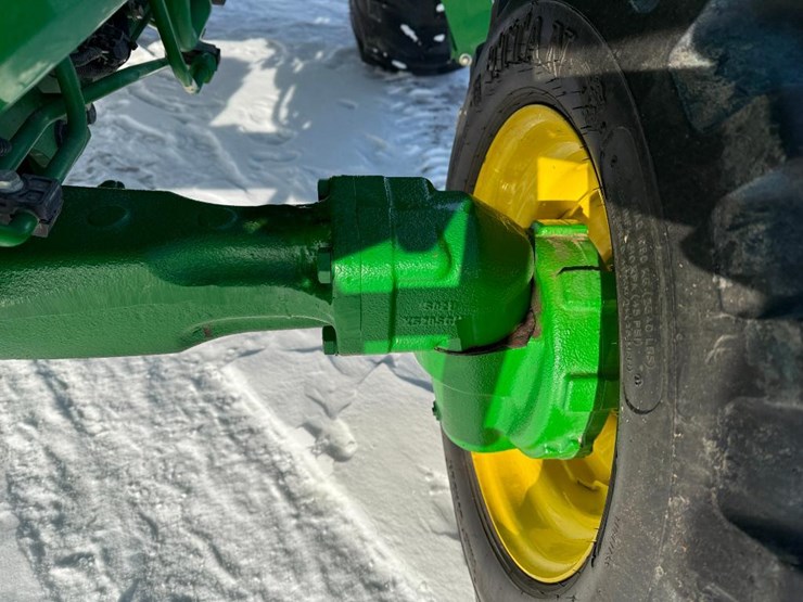 john-deere-4052r-image-43