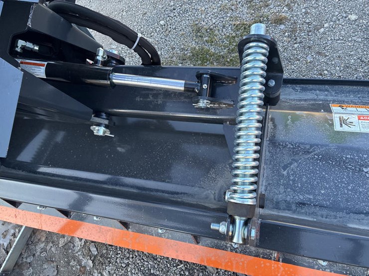 #115378-•-skidsteer-mt-frt-snow-blade-84"-image-4