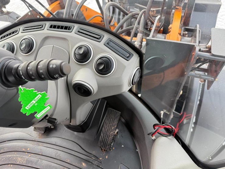 2019-case-621g-xt-image-69