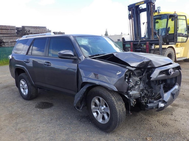 2016-toyota-4-runner-image-2