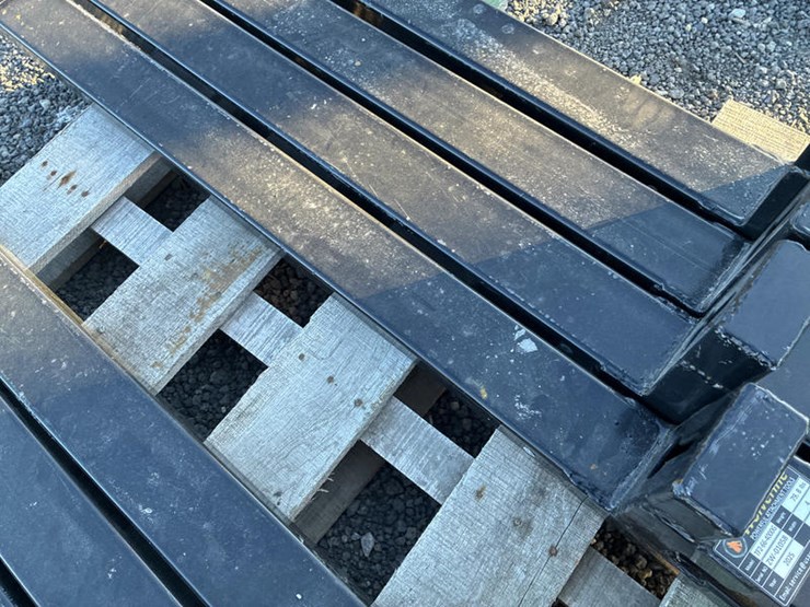 #115452-•-forks-for-a-bkt-48"-long-image-3