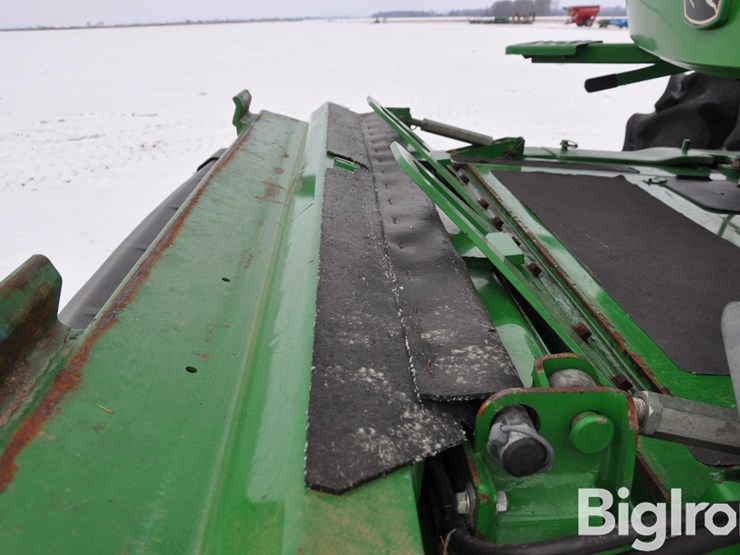 2013-john-deere-s670-image-13