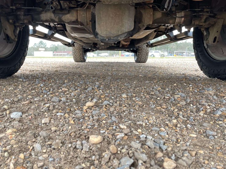 2014-ford-f150-lariat-image-24