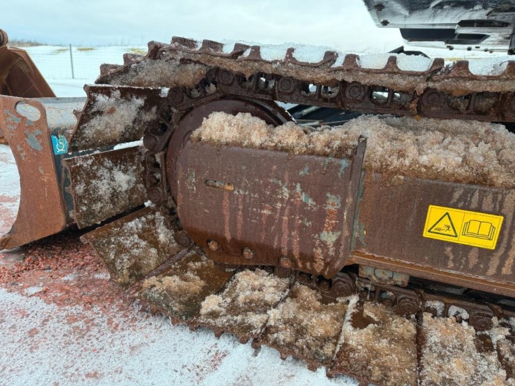 hitachi-zx75us-5-image-8