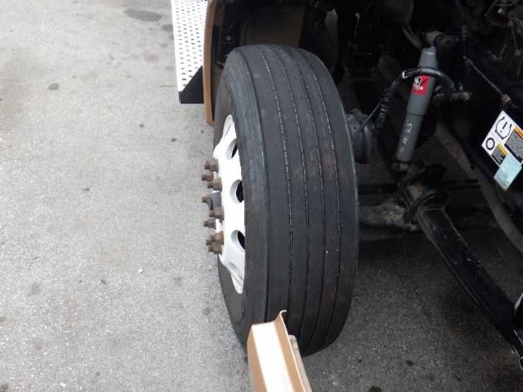 2022-kenworth-t680-image-22