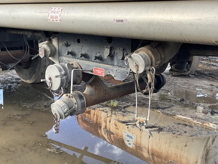 (dmv)-clough-4000g-alu.-tanker-trailer-image-8