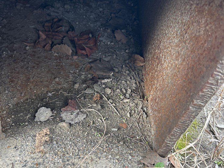 hydraulic-excavator-driver-attachment-image-3