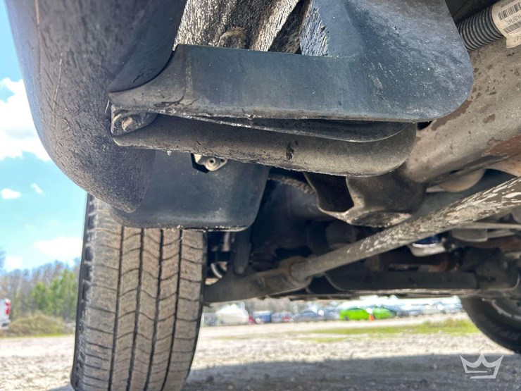 2021-chevrolet-silverado-2500hd-image-17