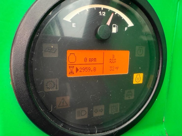 2015-sky-trak-6036-image-49