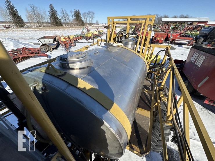 ag-chem-rogator-854-image-13