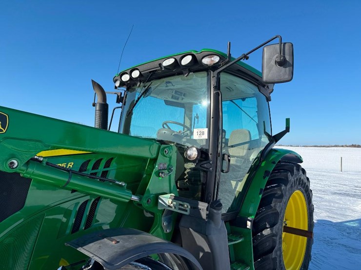 john-deere-6125r-image-17