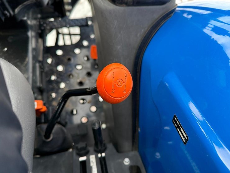 2023-new-holland-workmaster-60-image-51