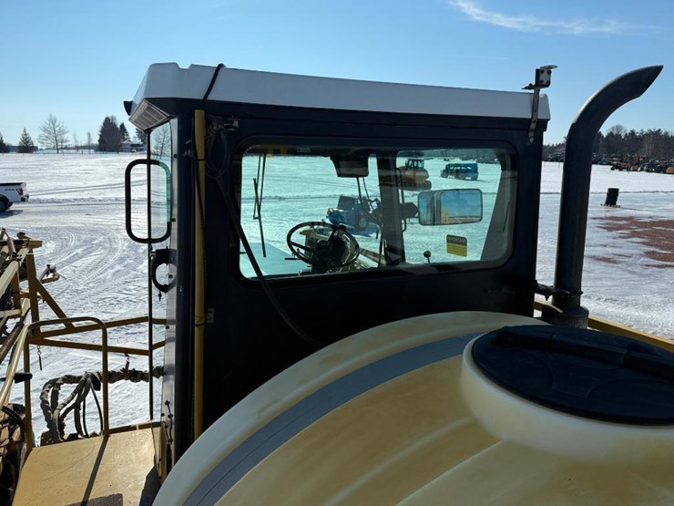 ag-chem-rogator-854-image-37