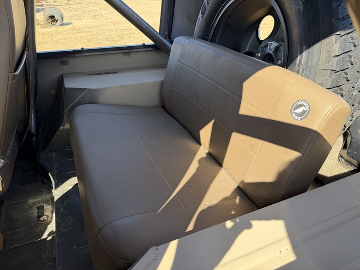 1988-jeep-wrangler-image-12