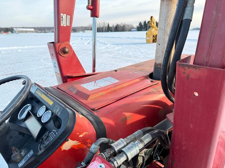 case-ih-485-image-39