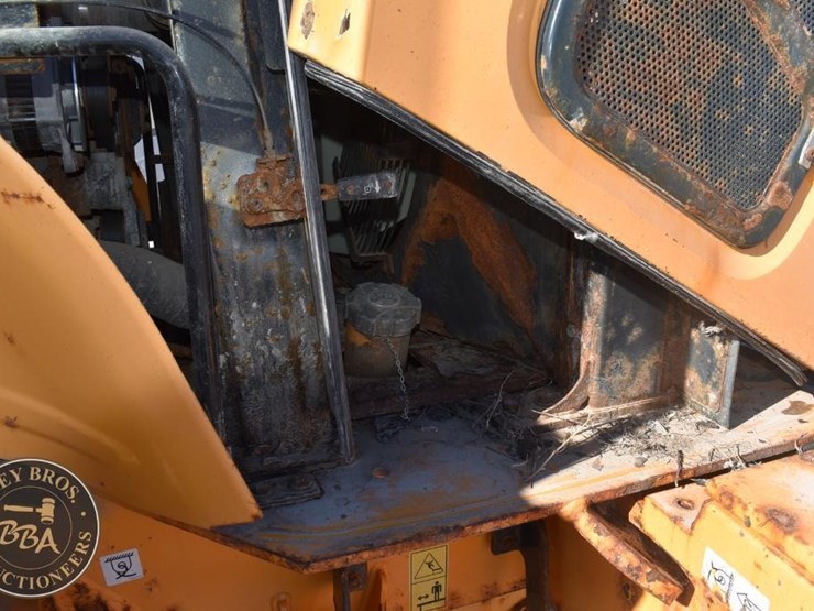 2016-hyundai-hl955-image-24