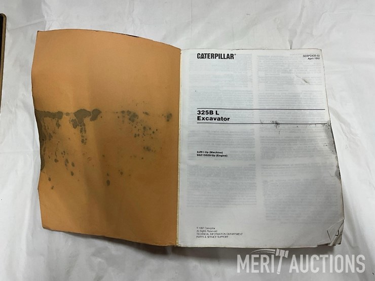 caterpillar-322b-image-11