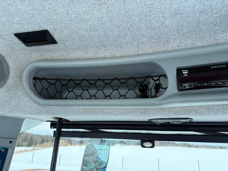 new-holland-t8.320-image-66