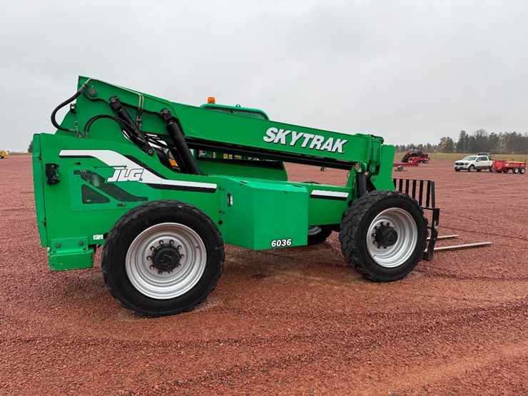 2015-sky-trak-6036-image-4