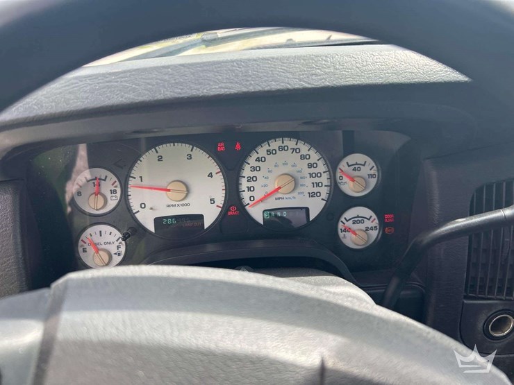 2005-dodge-ram-1500-image-11