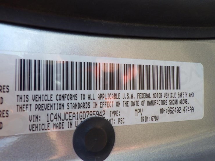 2016-jeep-compass-image-17