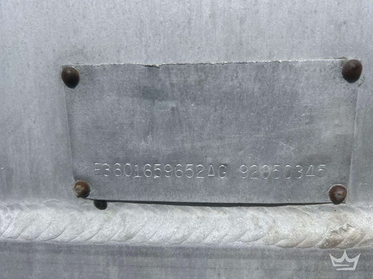 2005-peterbilt-357-image-15