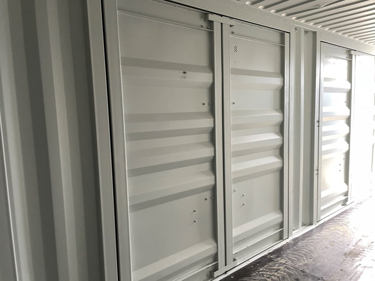 #401-•-40'-high-cube-multi-door-shipping-container-image-22