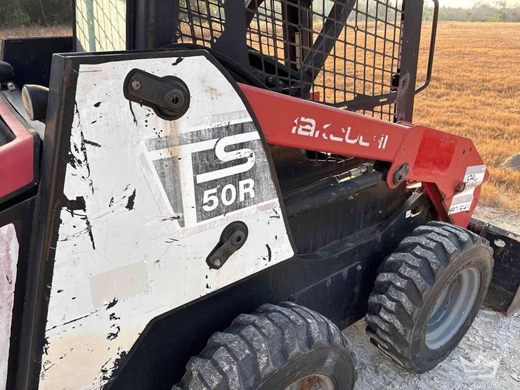 2014-takeuchi-ts50r-image-13