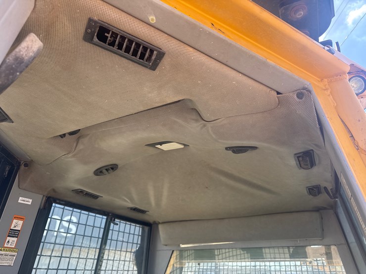 2002-deere-650h-lgp-image-17