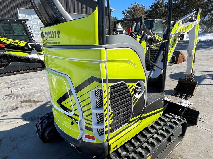 2022-bobcat-e20-image-35