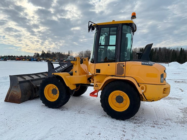 2016-volvo-l35g-image-6